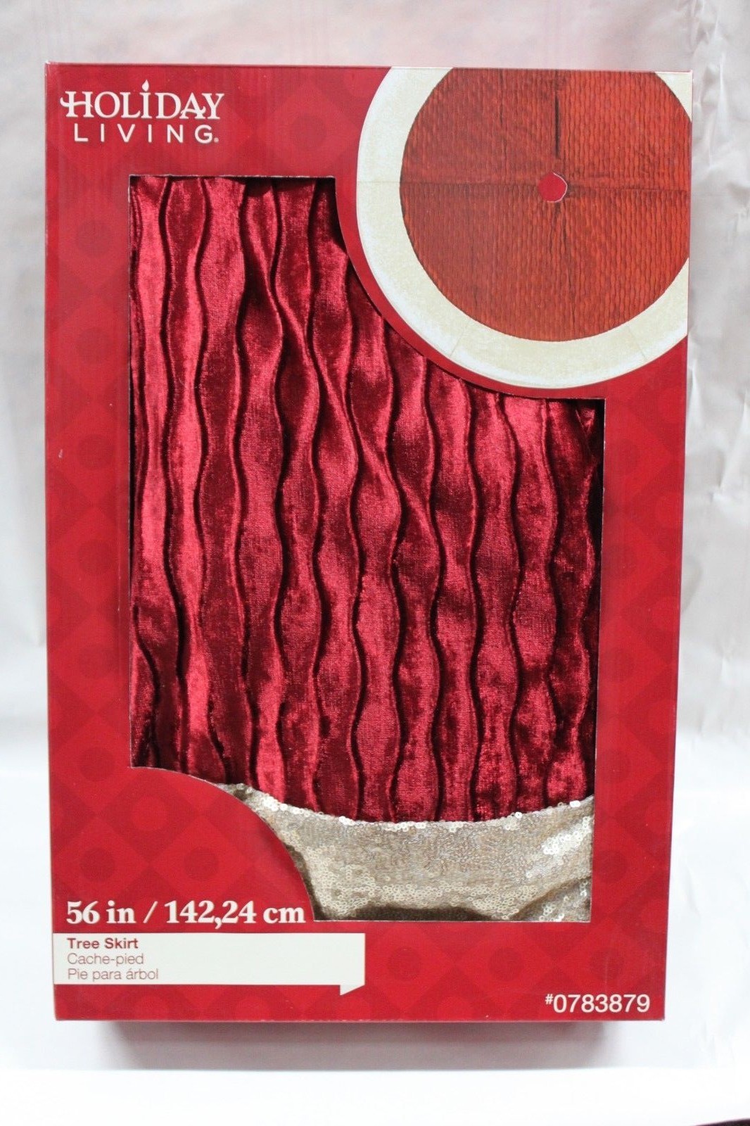 3-Set Red Velvet Tree Skirt & 2 Matching Stockings - Dazzling Christmas Tree 4 3-Set Red Velvet Tree Skirt & 2 Matching Stockings - Dazzling Christmas Tree - Image 4