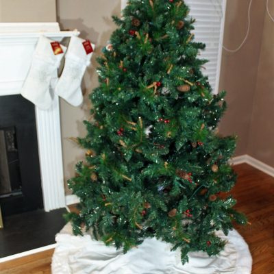 3-Set Beaded Snowflake Tree Skirt & 2 Stockings – Elegant White Christmas