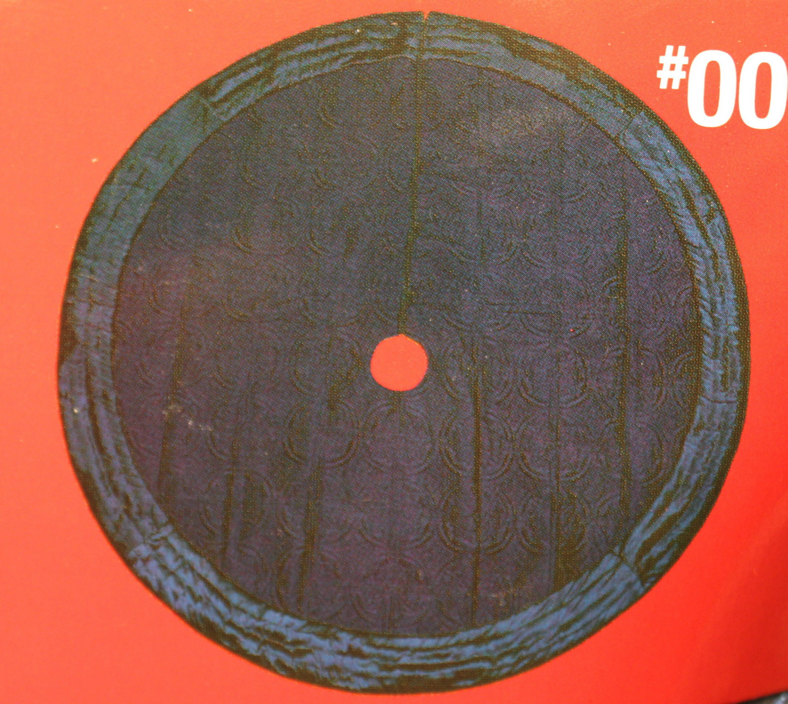 2-Set Dark Blue Matelassé Christmas Tree Skirt & Stocking – Elegant Holiday Decor 4 2-Set Dark Blue Matelassé Christmas Tree Skirt & Stocking – Elegant Holiday Decor - Image 4